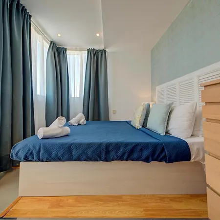 Appartamento Epic Views Seafront 2-bedroom Penthouse Sliema