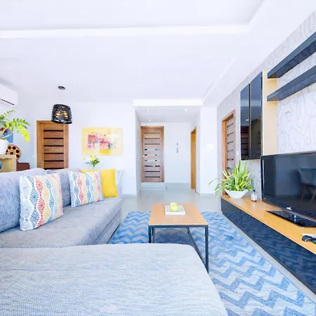 Apartman Epic Views Seafront 2-bedroom Penthouse *