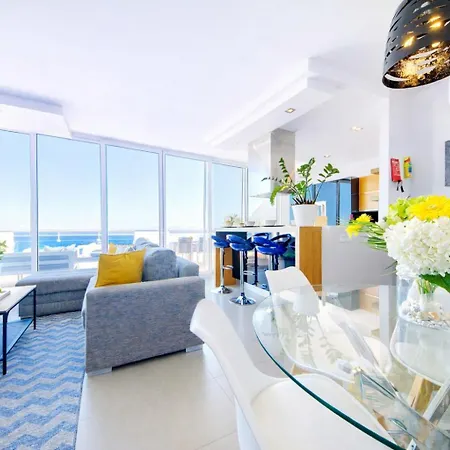 Epic Views Seafront 2-bedroom Penthouse Sliema