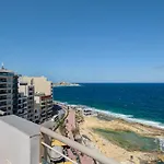Epic Views Seafront 2-bedroom Penthouse * Sliema