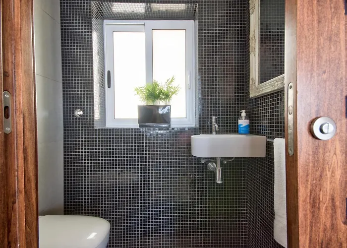 Epic Views Seafront 2-bedroom Penthouse Sliema