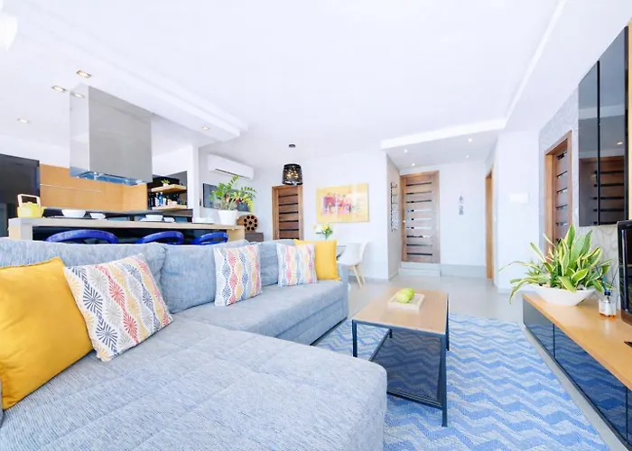 Daire Epic Views Seafront 2-bedroom Penthouse