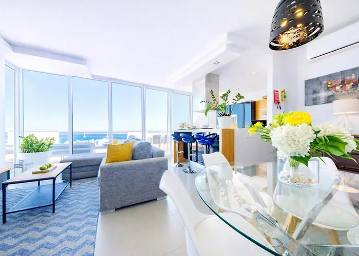 Epic Views Seafront 2-bedroom Penthouse Sliema